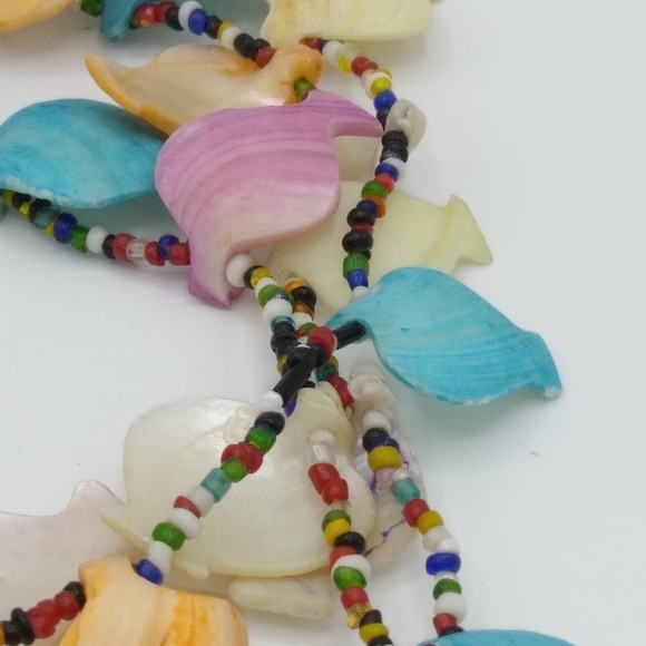 Pastel Dyed Seashell Fish Colorful Multi Strand Seed Bead Necklace 27" Vintage - Picture 4 of 14